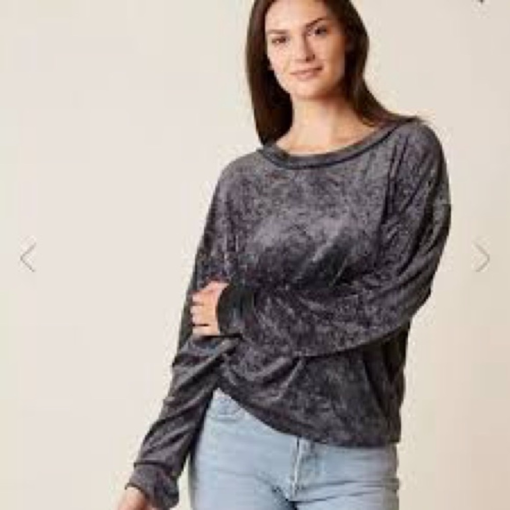 We The Free- Women's Gray Crushed Velvet Long Sleeve Sweatshirt